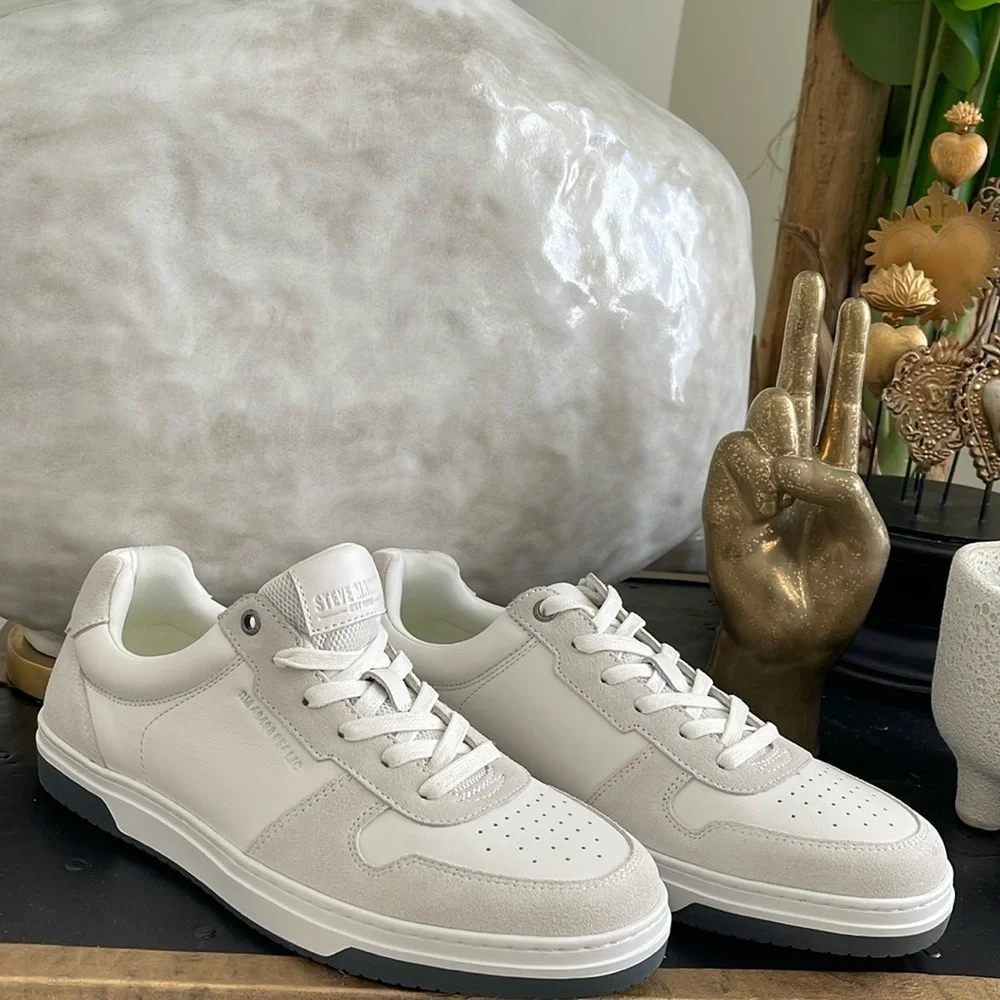 Steve Madden sneakers - Picture 1 of 4